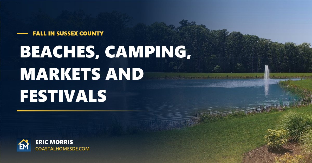 A fountain pond and trees in a Delaware community, for a guide to fall outdoor recreation in Sussex County