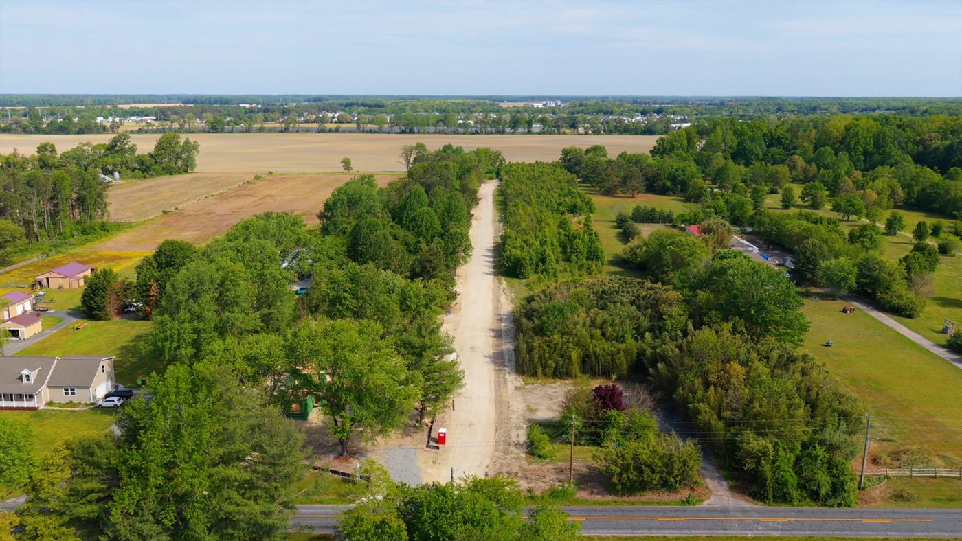 Aerial view of Martins Farm and the surrounding farmland